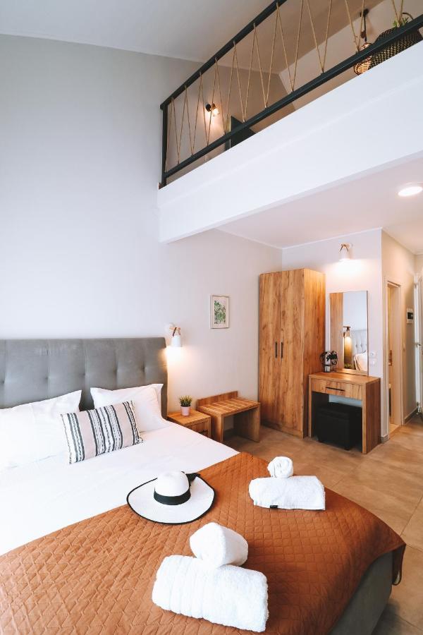 Sithon Diamond Suites 1 Nikiti  Exterior photo